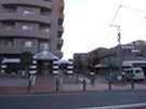 Take the street between 10 floor building and Nishi Ikebukuro mart.（西池袋 mart）